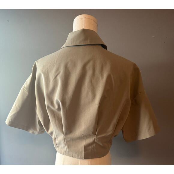 AEL Amy Enjoy Life cropped button down collar shirt Tan Large - Picture 3 of 10